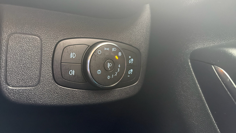 Ford Puma 1.0 EcoBoost Hybrid mHEV ST-Line X 5dr Petrol Hatchback